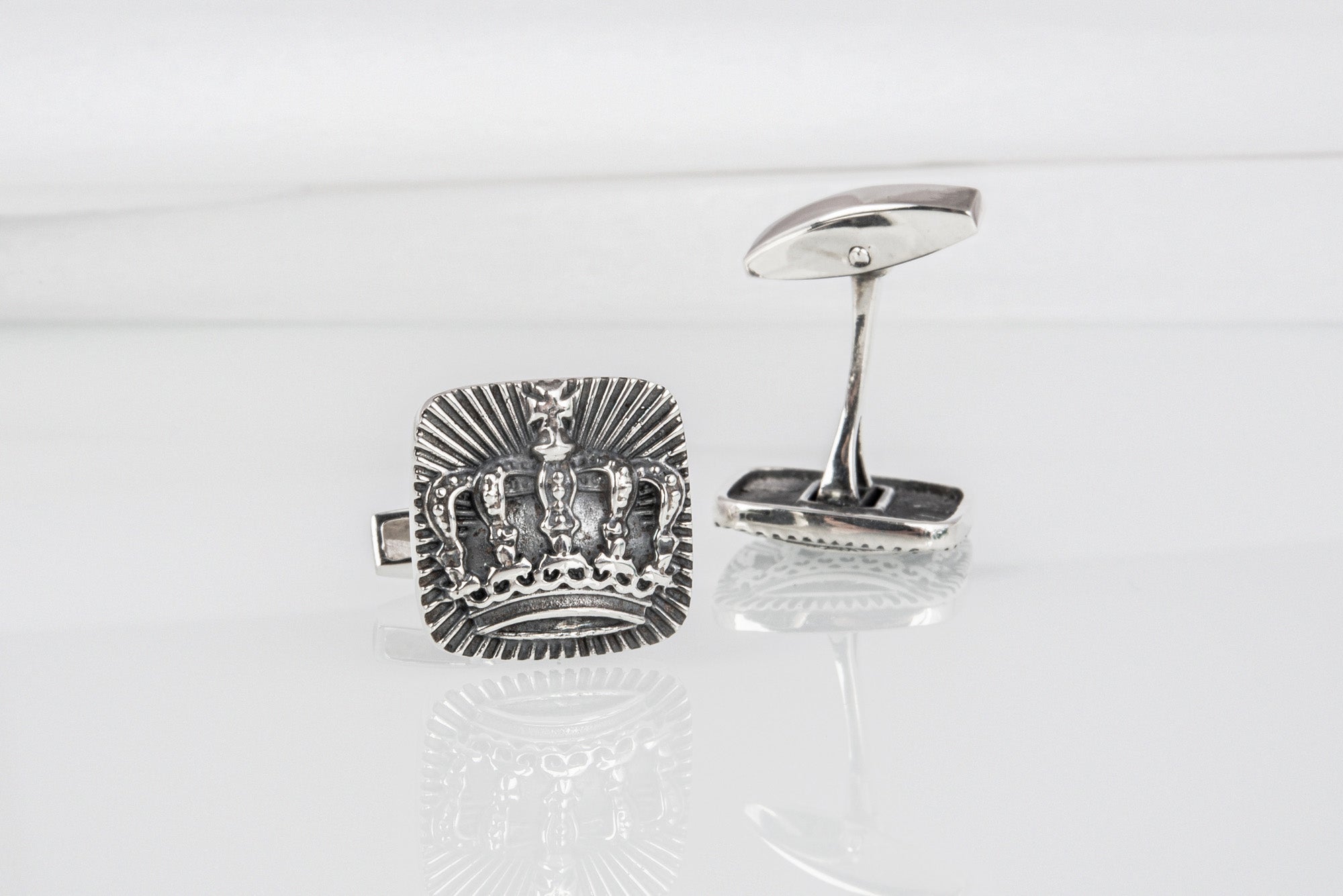 Unique handcrafted King's Crown cufflinks, 925 silver fashion jewelry