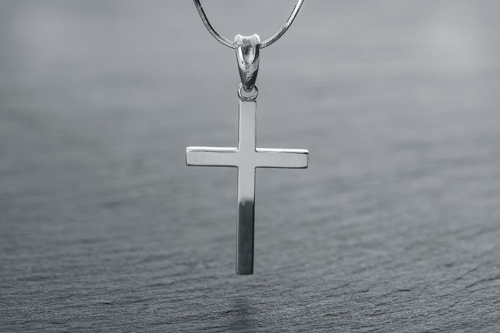 Simple Cross Pendant, 925 Silver - vikingworkshop