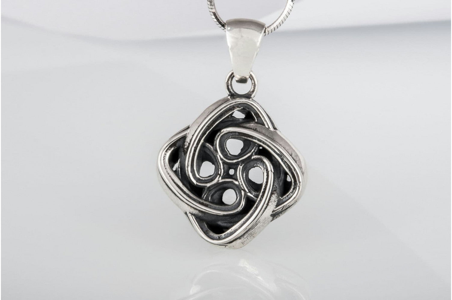 Celtic Knot Ornament Sterling Silver Pagan Pendant - vikingworkshop