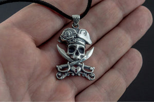 Jolly Roger Pendant Handmade Starling Silver Jewelry - vikingworkshop