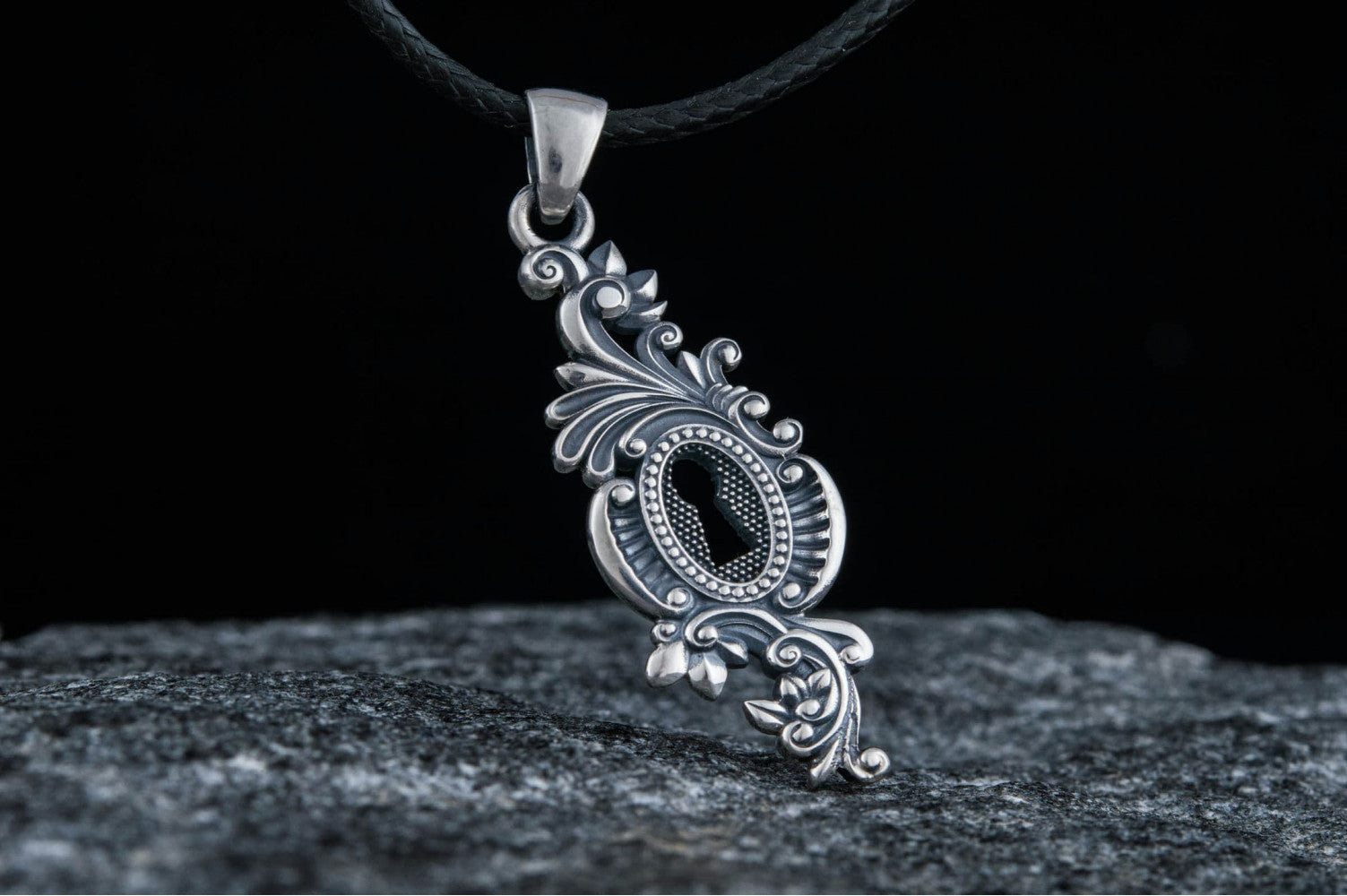 Keyhole Pendant with Leaves Ornament Sterling Silver Jewelry - vikingworkshop