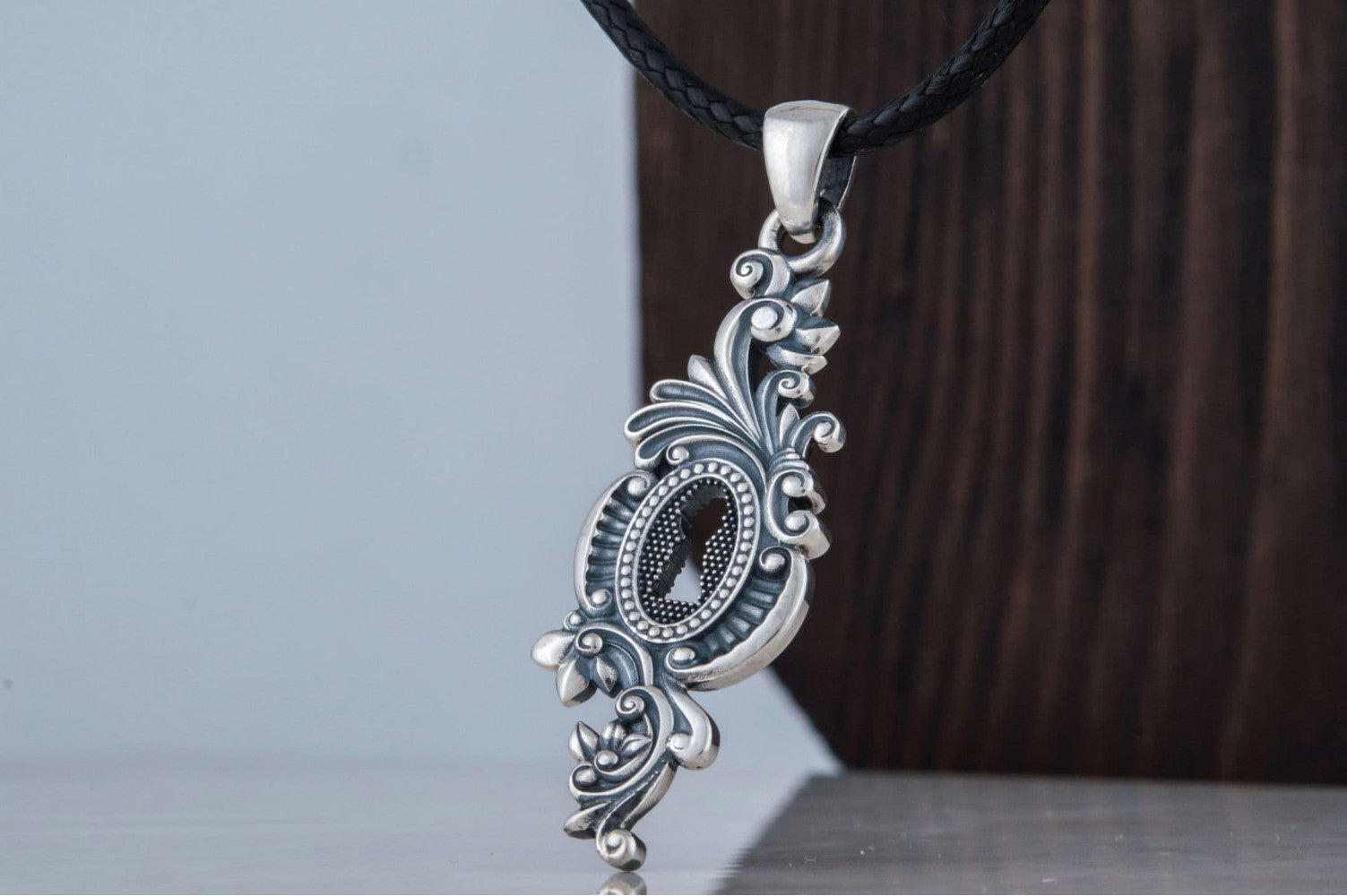 Keyhole Pendant with Leaves Ornament Sterling Silver Jewelry - vikingworkshop