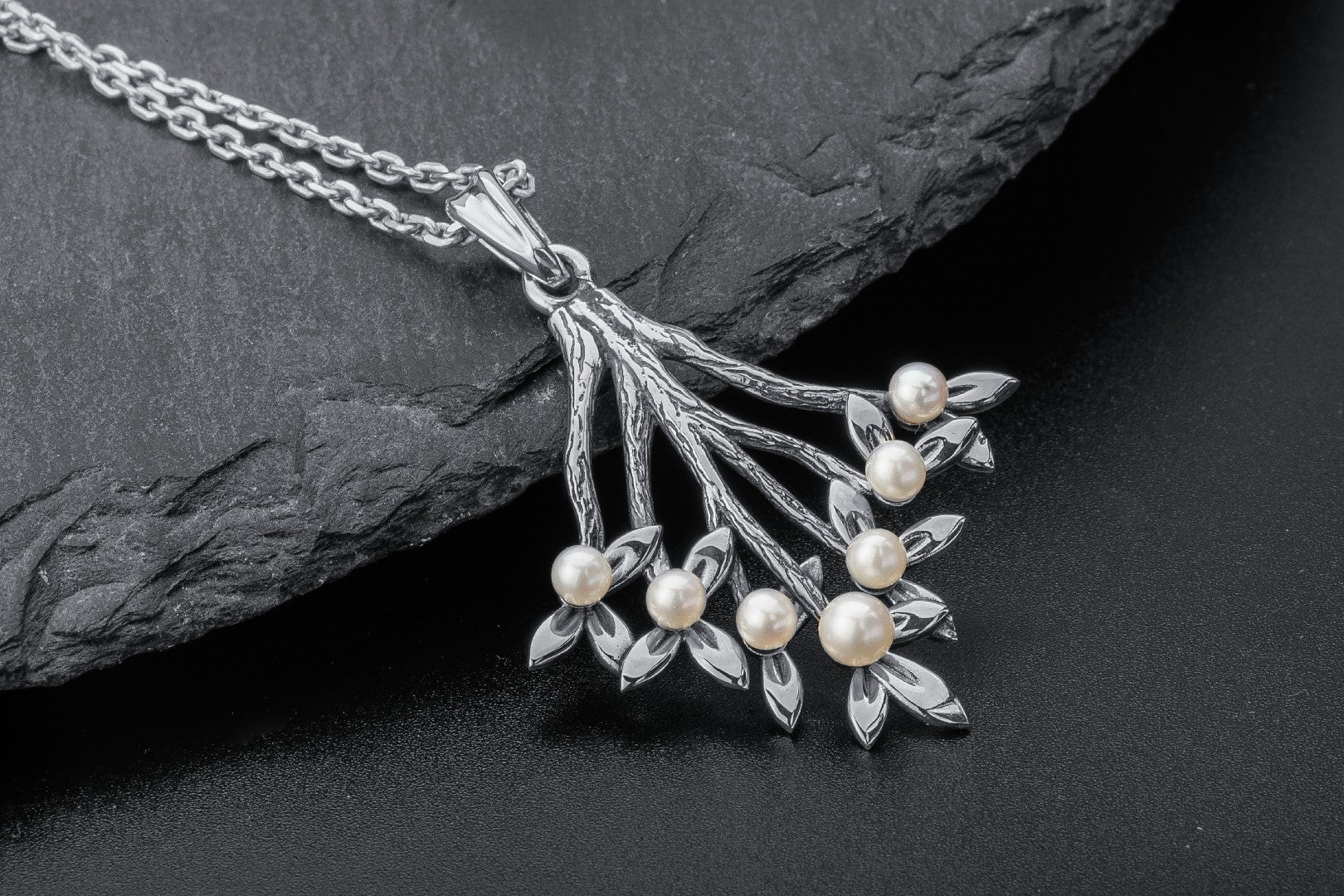 Flower Branch with Pearls Pendant - vikingworkshop