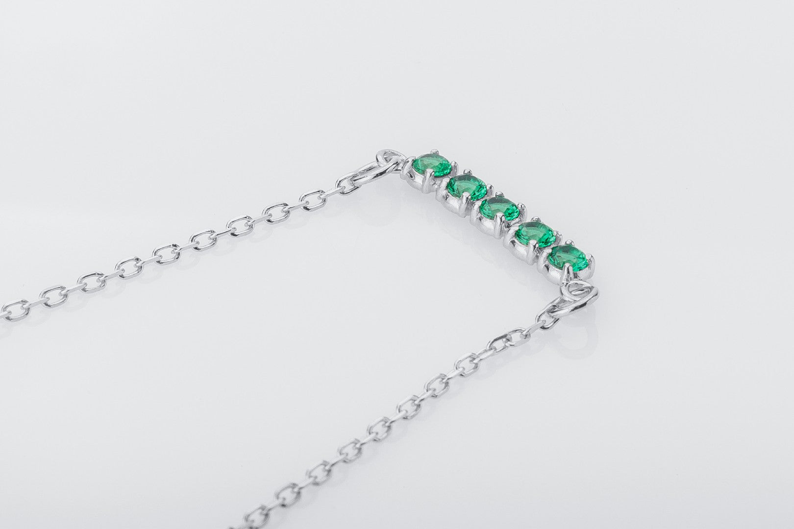 Minimalistic Necklace with Green Gems, 925 Silver - vikingworkshop