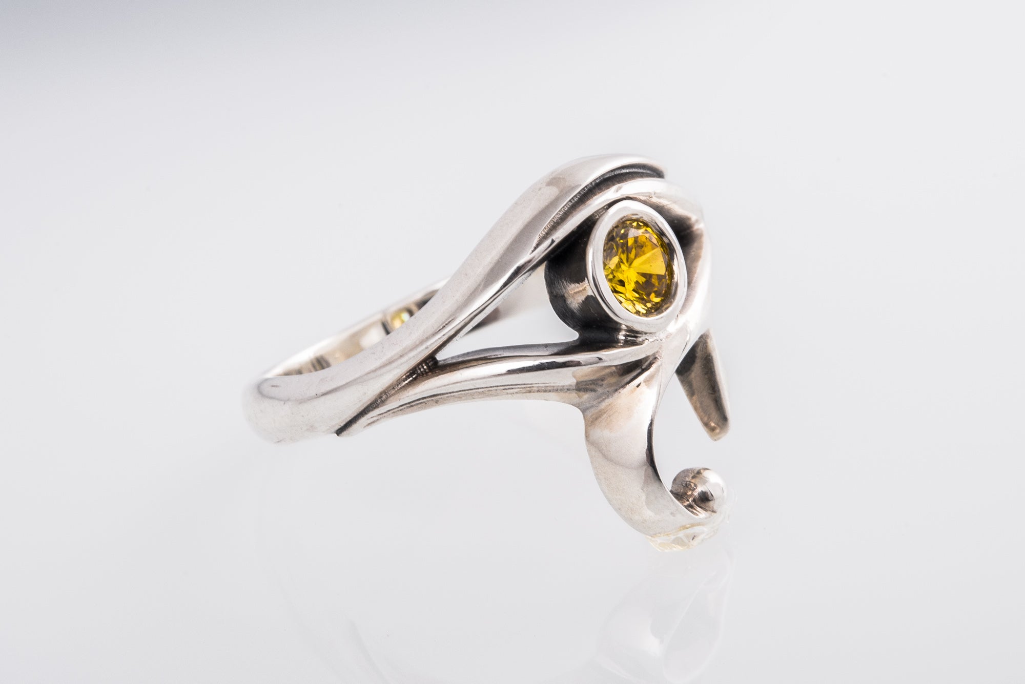 925 Silver Egypt ring Eye of Ra and Yellow gem, Unique Handmade Jewelry - vikingworkshop