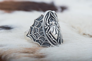 Ring with Spider and Skull Sterling Silver Jewelry - vikingworkshop