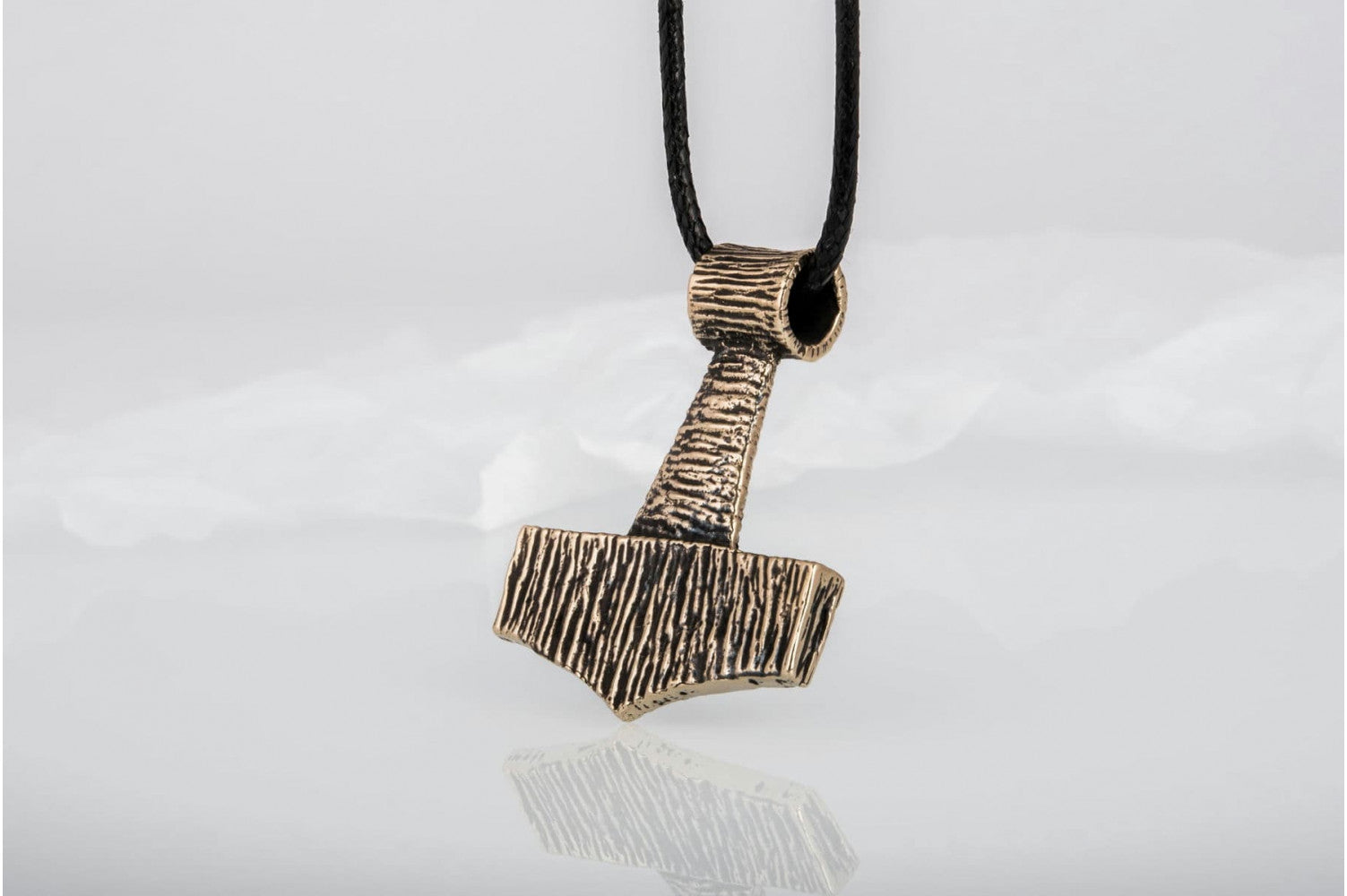 Thor's Hammer Pendant Bronze Mjolnir Wooden Style - vikingworkshop