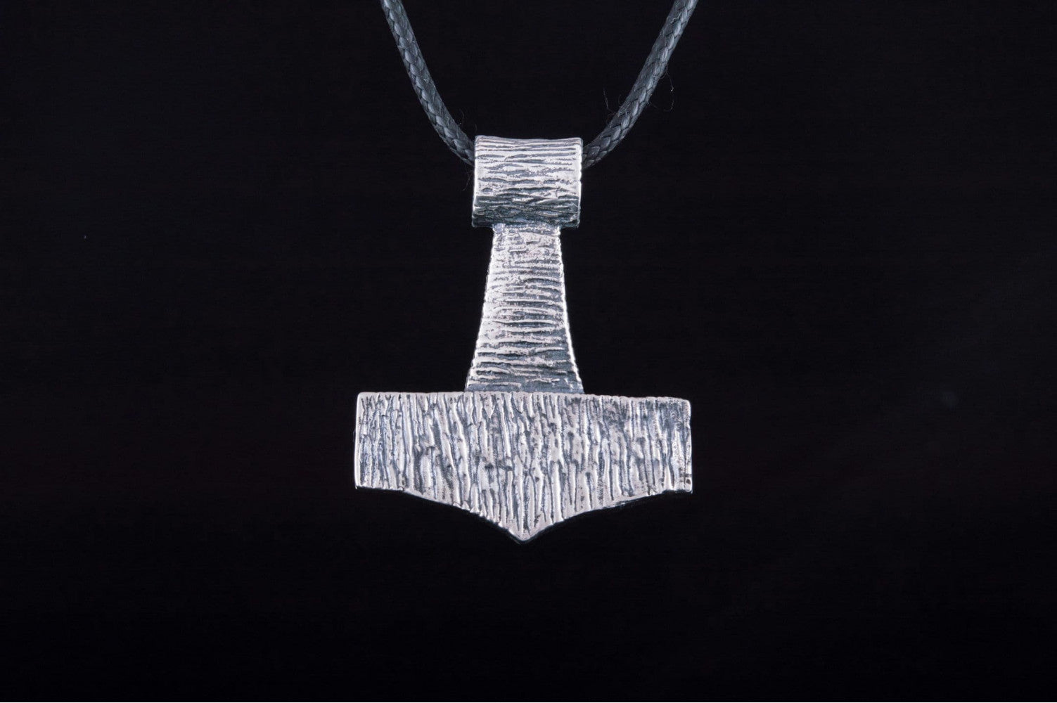 Thor's Hammer Pendant Sterling Silver Mjolnir Wooden Style - vikingworkshop