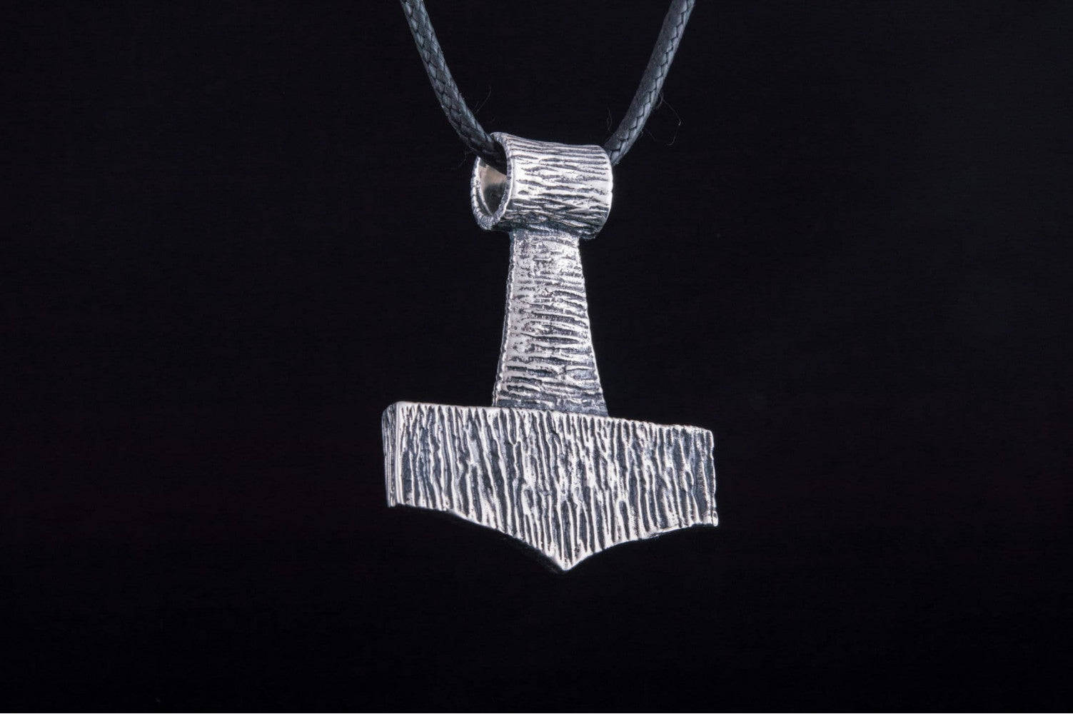 Thor's Hammer Pendant Sterling Silver Mjolnir Wooden Style - vikingworkshop