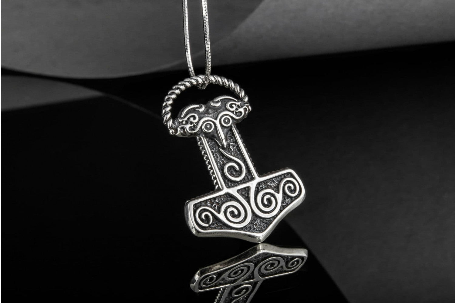 Small Thor's Hammer Pendant Sterling Silver Mjolnir Scania Island - vikingworkshop