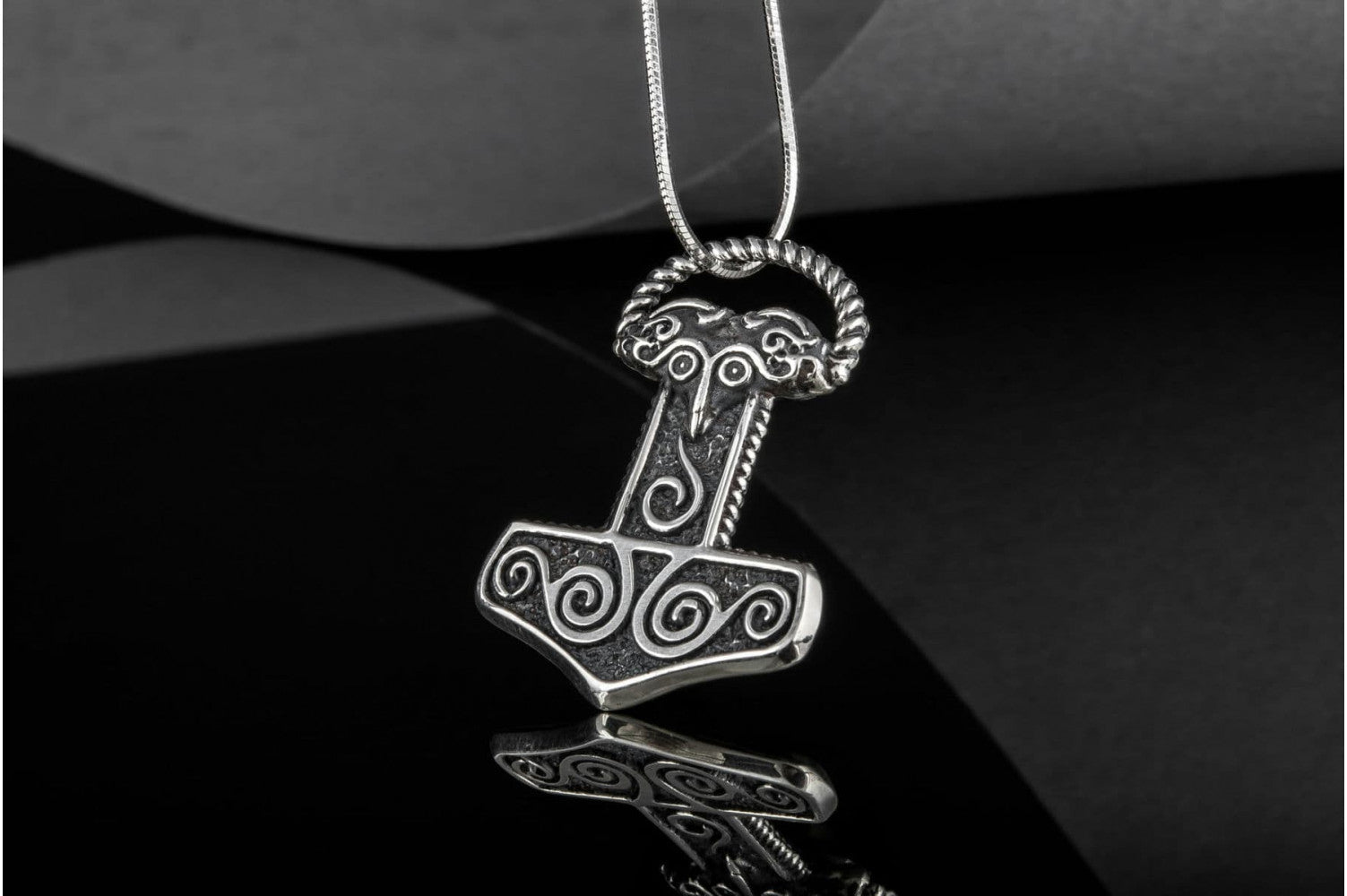 Small Thor's Hammer Pendant Sterling Silver Mjolnir Scania Island - vikingworkshop