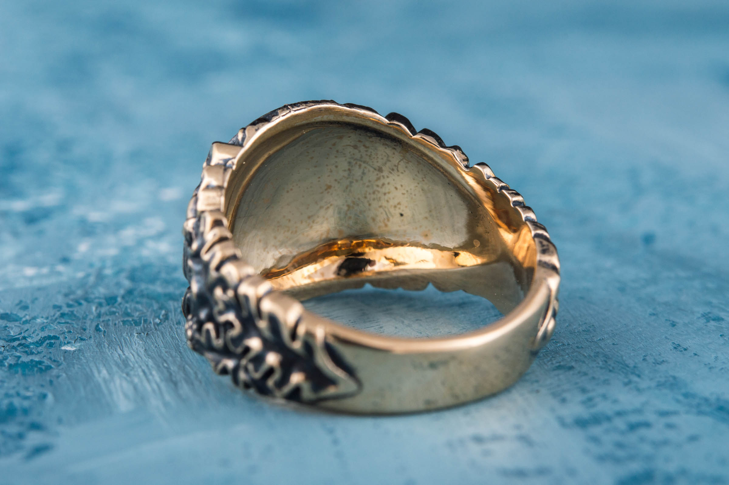 Vegvisir Symbol with Oak Leaves and Acorns Bronze Viking Ring - vikingworkshop