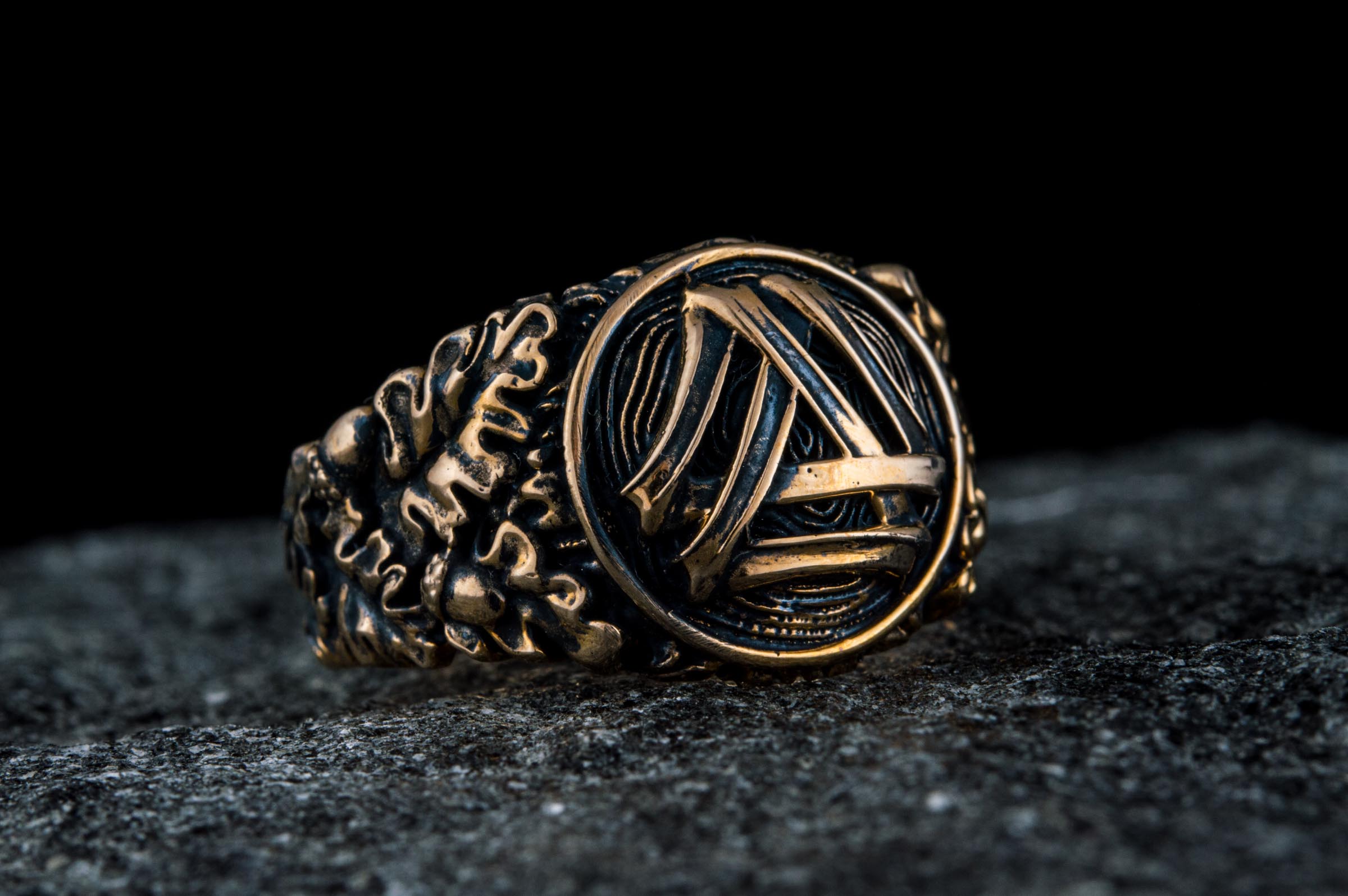 Valknut Symbol with Oak Leaves and Acorns Bronze Norse Ring - vikingworkshop