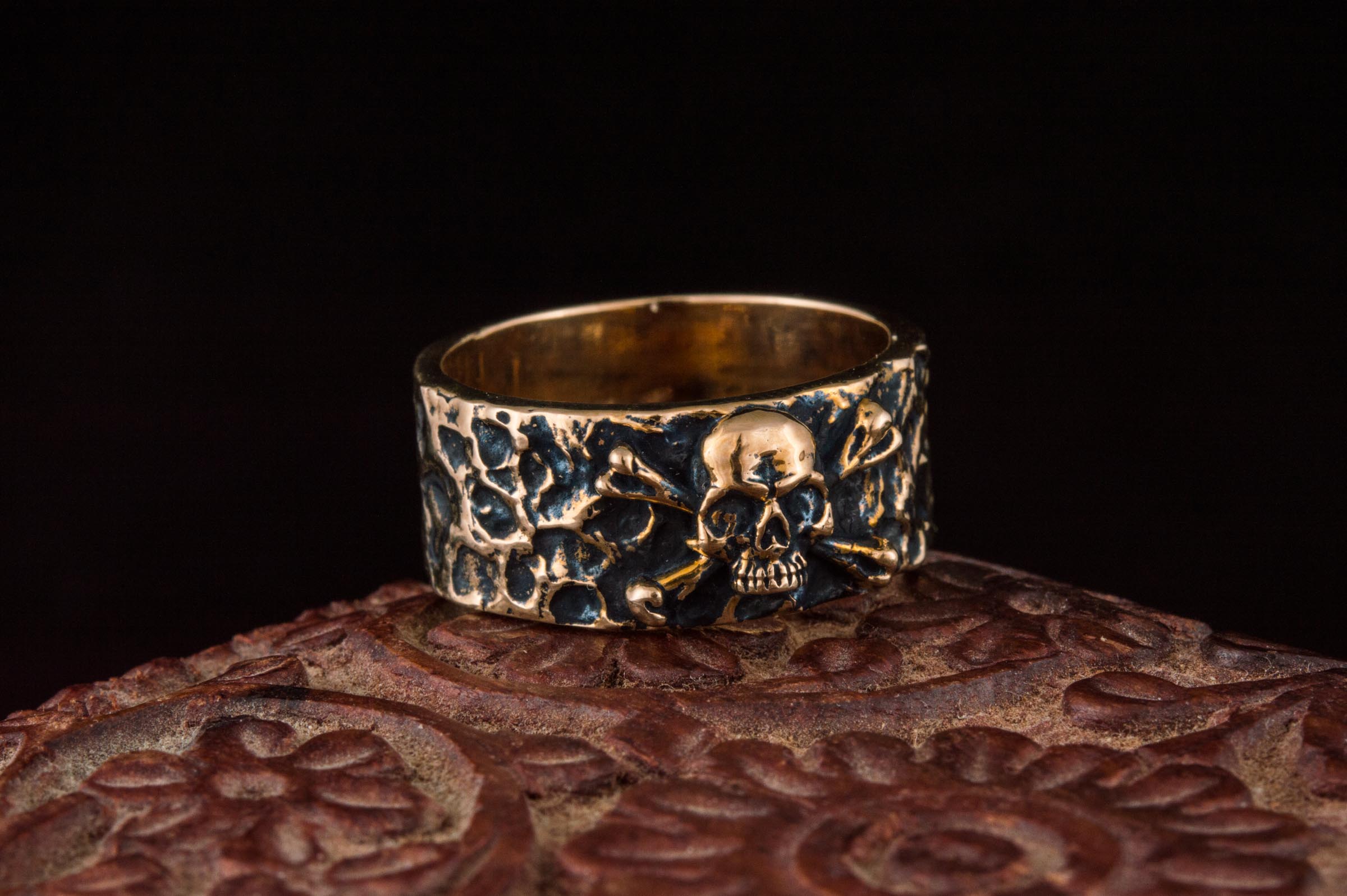 Ring with Jolly Roger Symbol Bronze Unique Jewelry - vikingworkshop