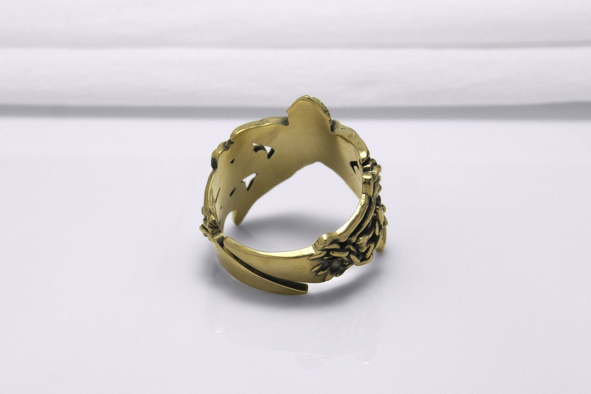Bronze Starfish Ring with Shark and Chain, Handcrafted Marine Jewelry - vikingworkshop