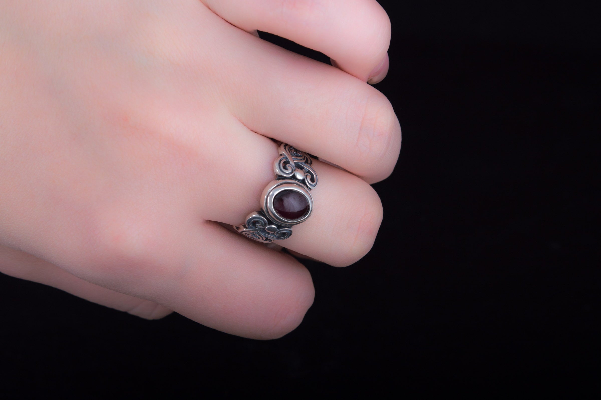 Ring with Garnet Sterling Silver Fashion Jewelry - vikingworkshop