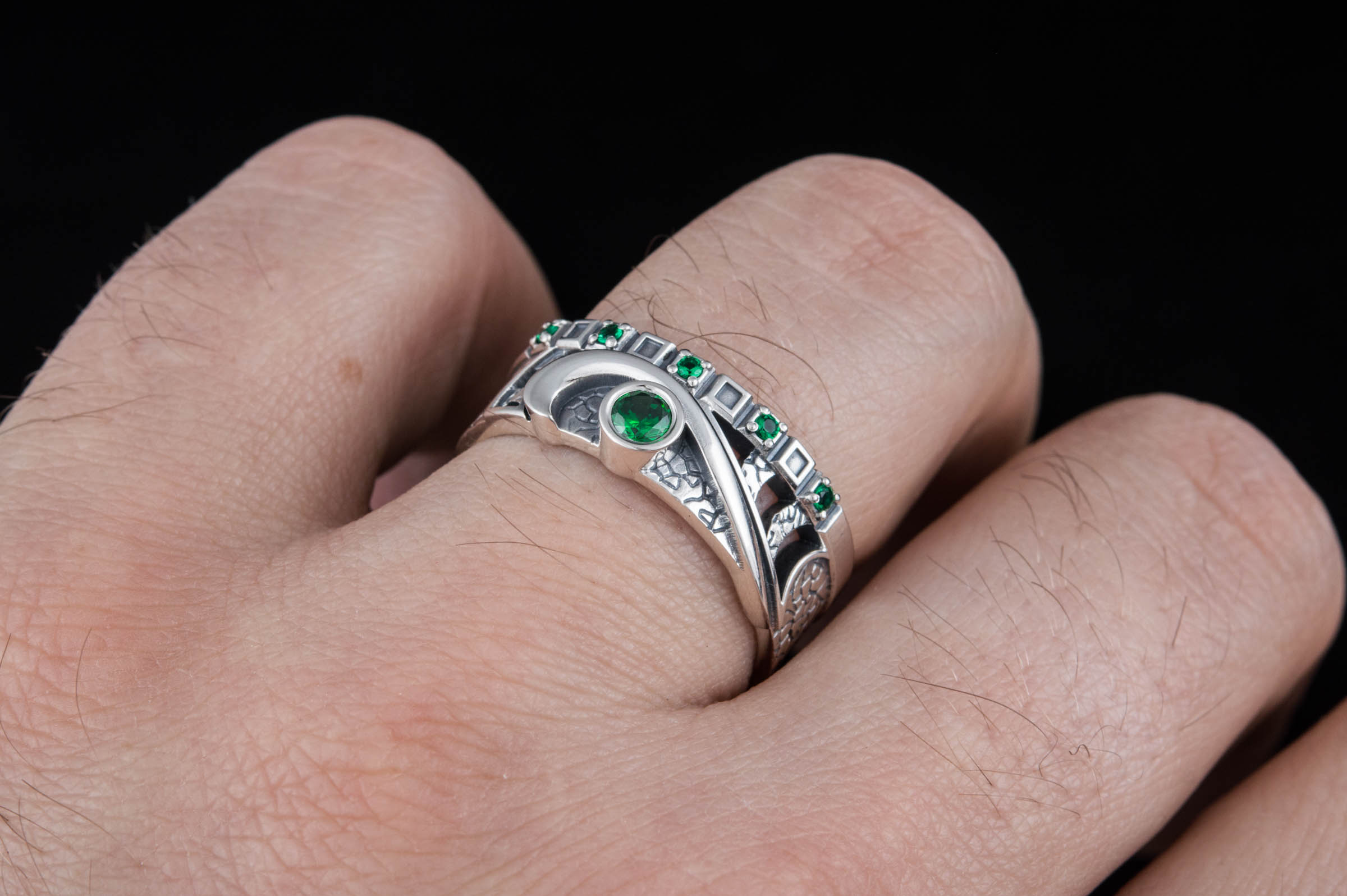 Ring with Green CZ Sterling Silver Fashion Jewelry - vikingworkshop