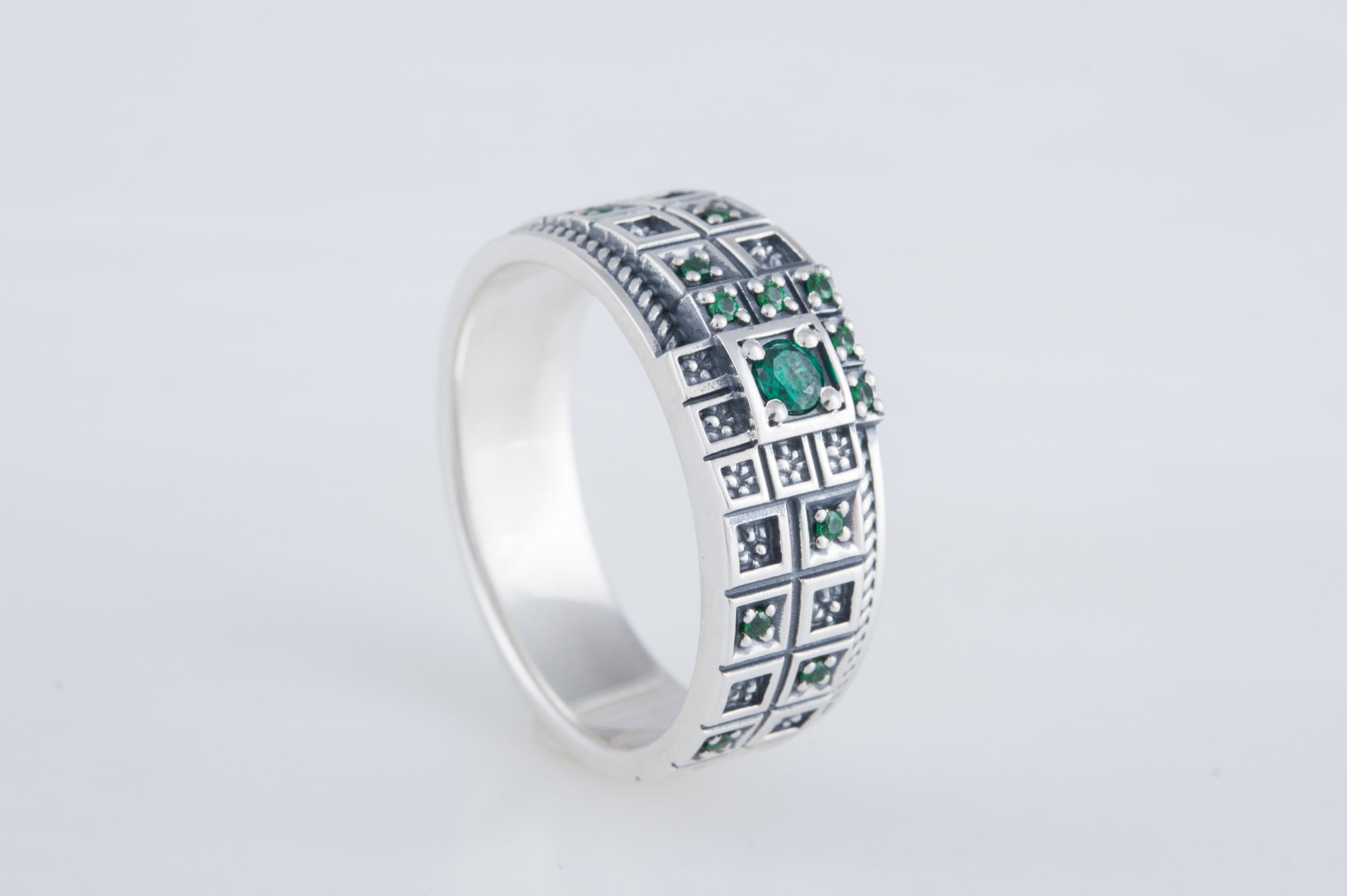 Ring with Green CZ and Ornament Sterling Silver Fashion Jewelry - vikingworkshop