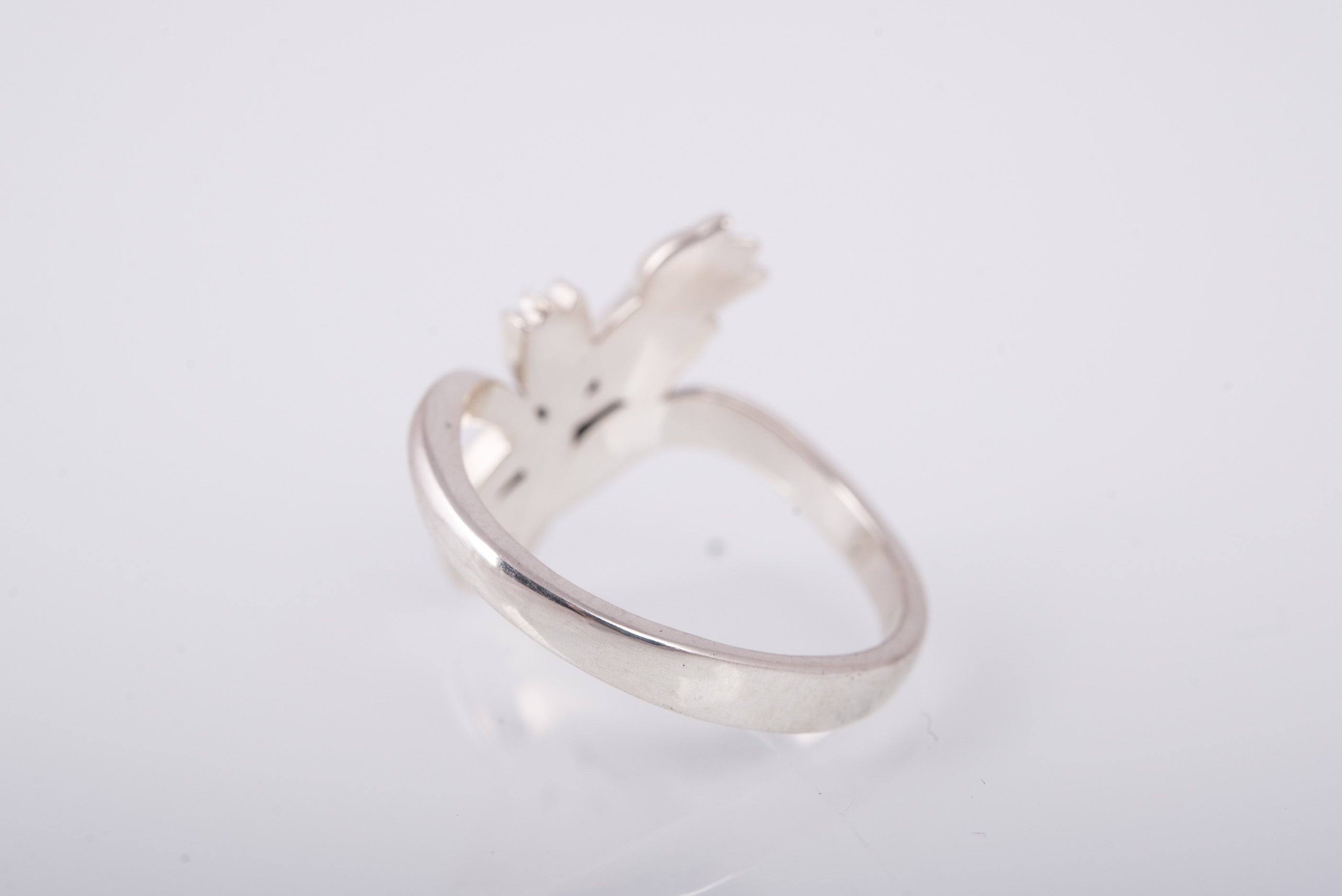 925 Silver Tiny Flower Ring with Leaves, Unique Handmade Jewelry - vikingworkshop