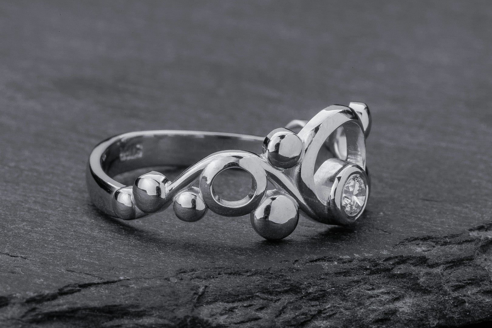 Oxygen Molecule Interpritation Ring, Rhodium Plated 925 Silver - vikingworkshop