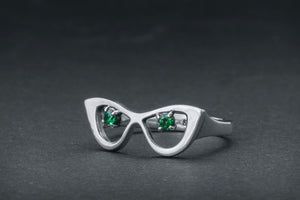 Elegant Glasses-Ring with Green Gems - vikingworkshop