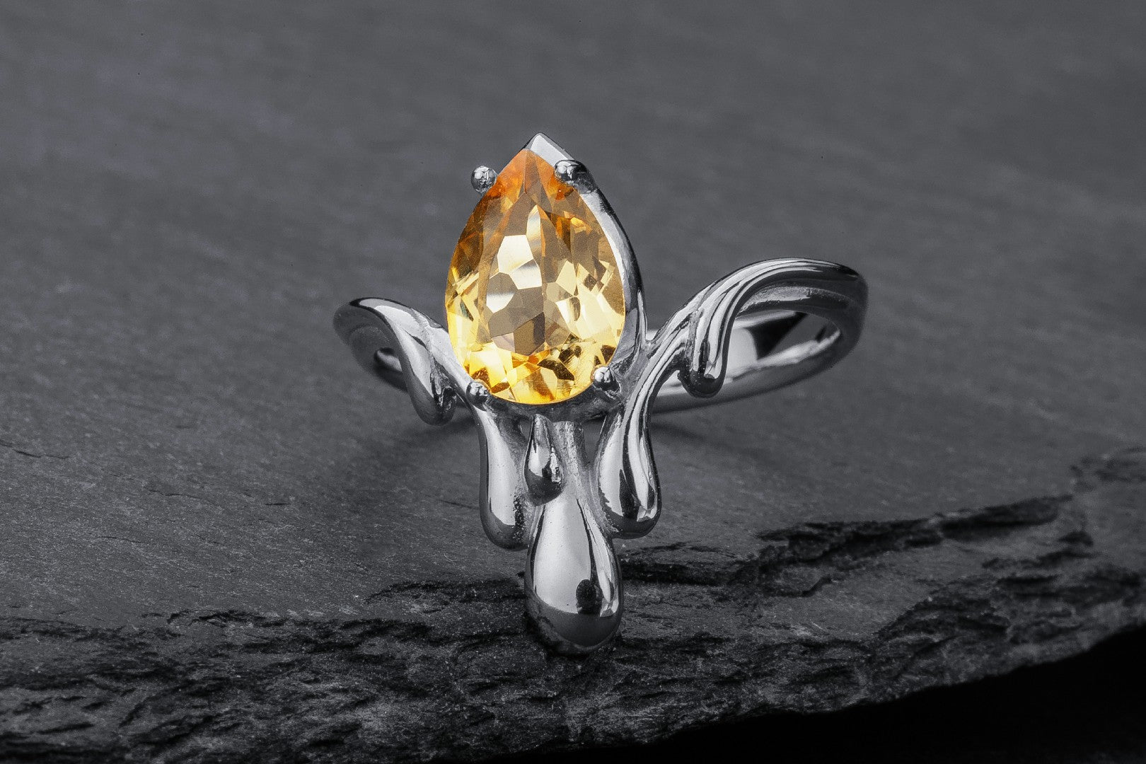 Candle Light Ring with Citrine, Rhodium plated 925 silver - vikingworkshop