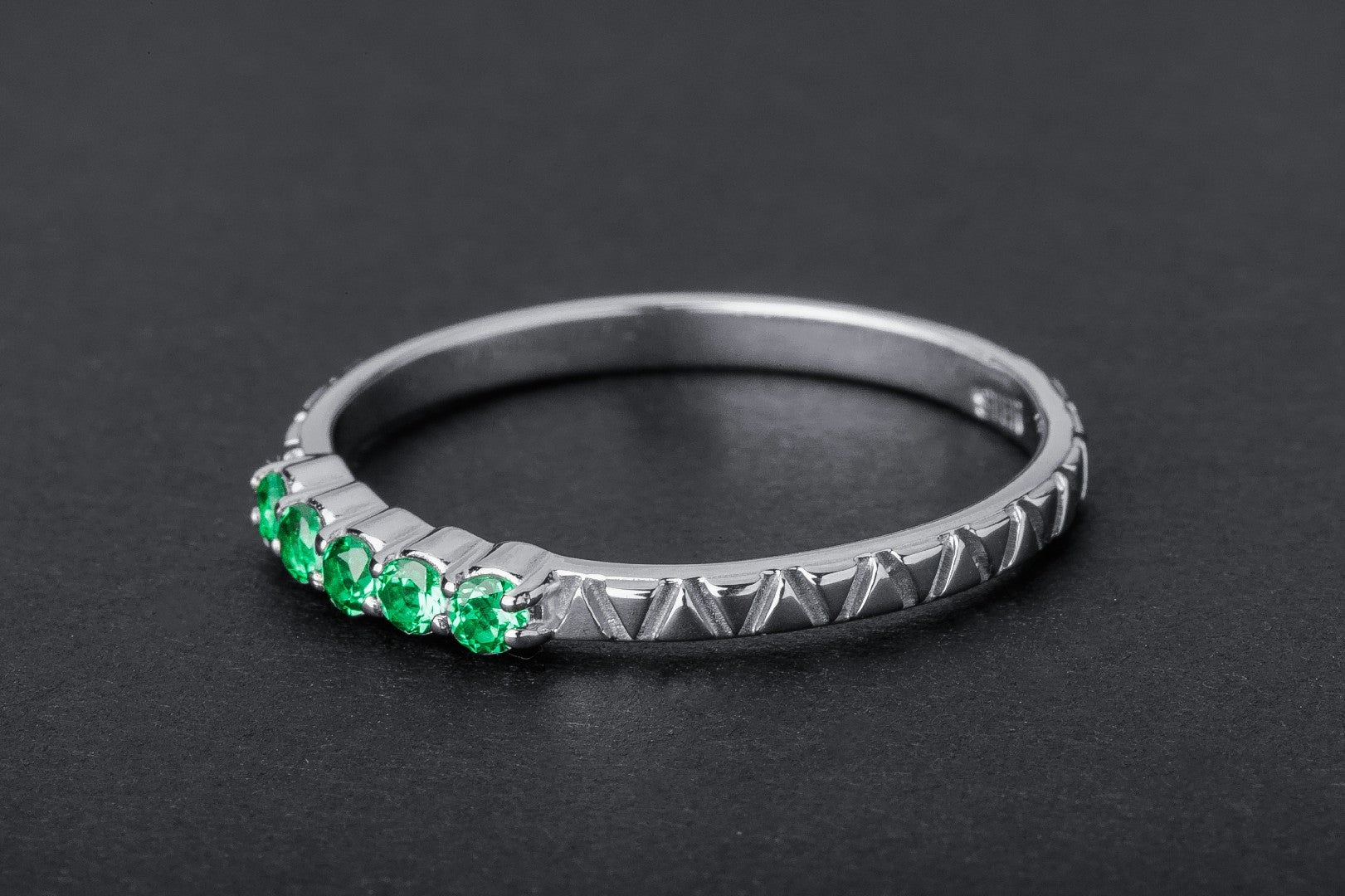 Small Minimalism Band with Green Gems - vikingworkshop