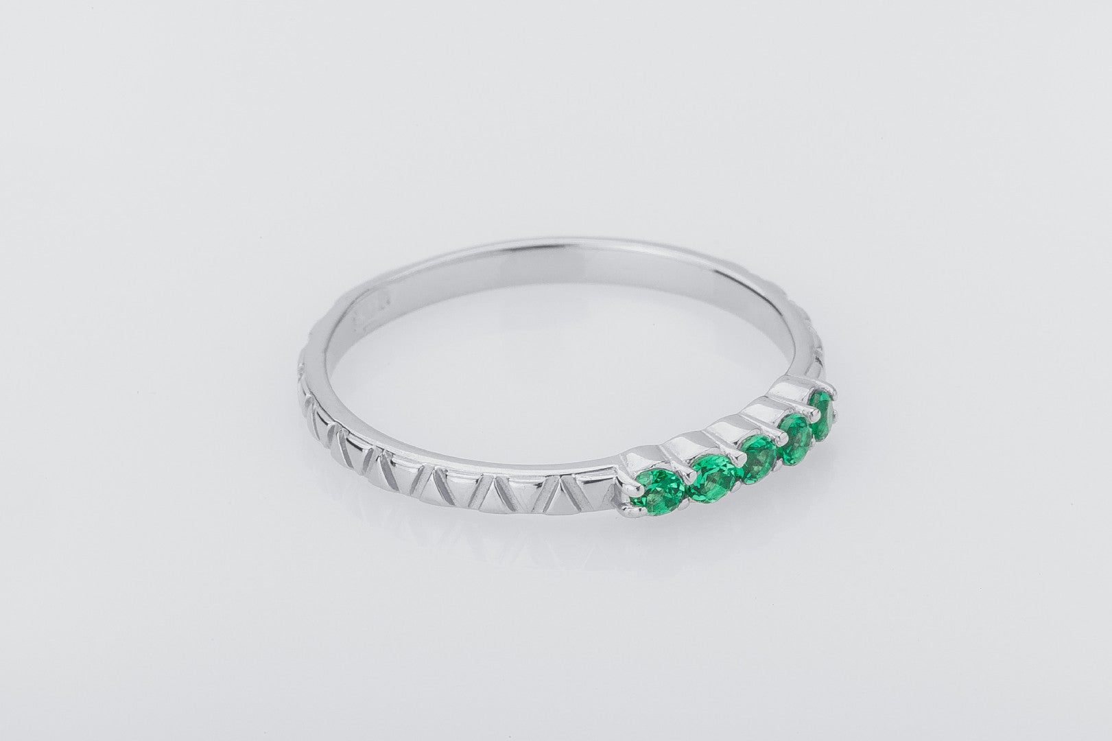 Small Minimalism Band with Green Gems - vikingworkshop