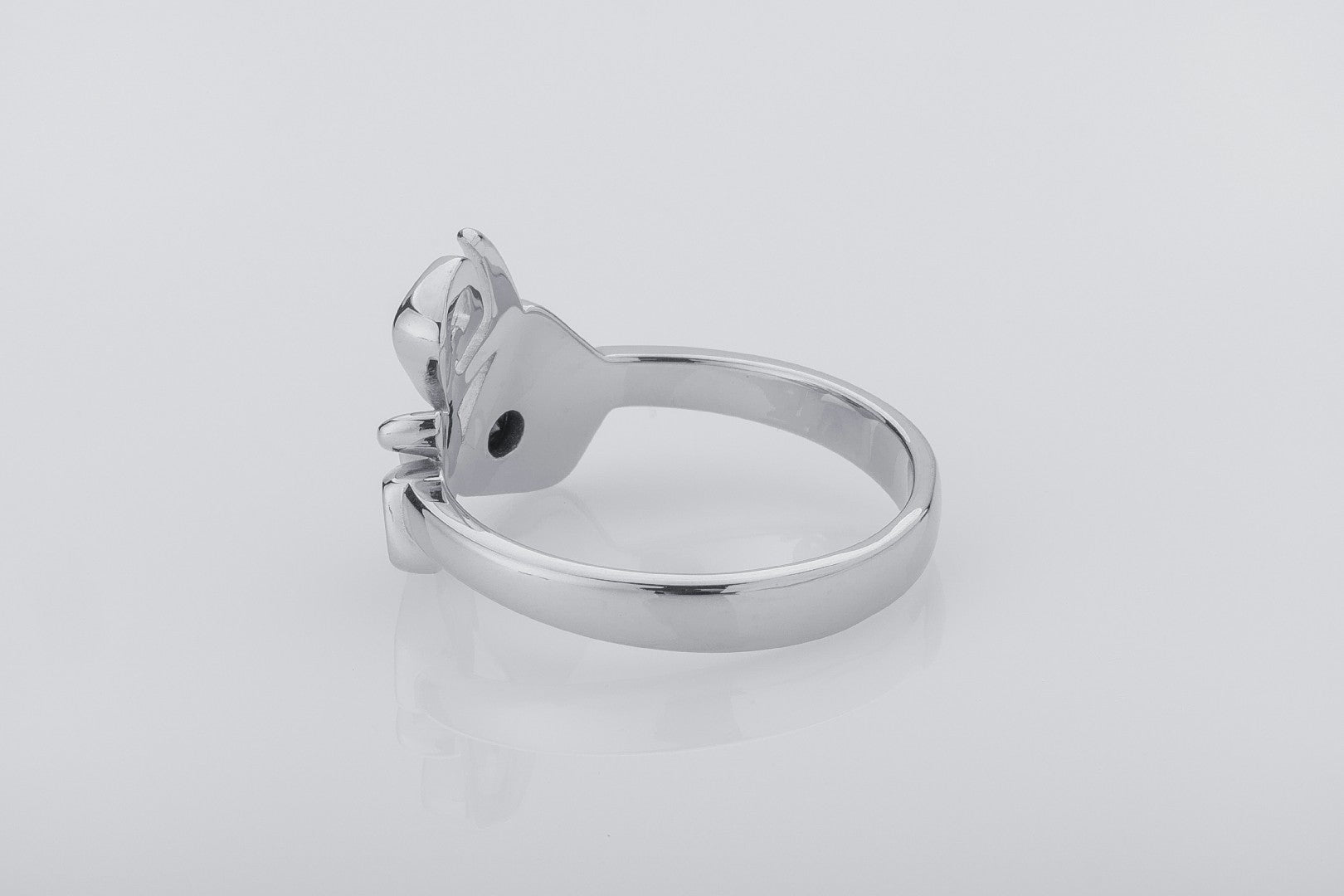 Wave Crest Ring with Gem, 925 silver - vikingworkshop