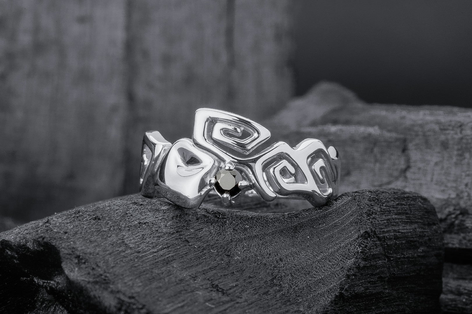 Sea Wave Foam Ring with Gem, 925 silver - vikingworkshop