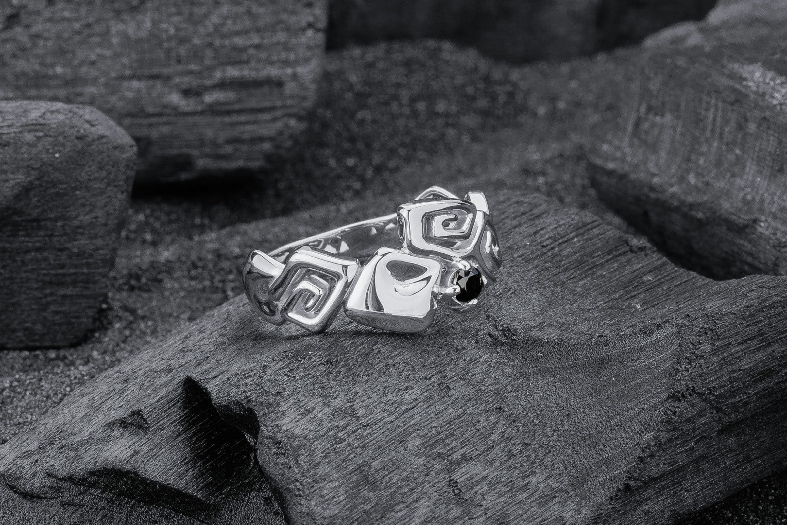 Sea Wave Foam Ring with Gem, 925 silver - vikingworkshop