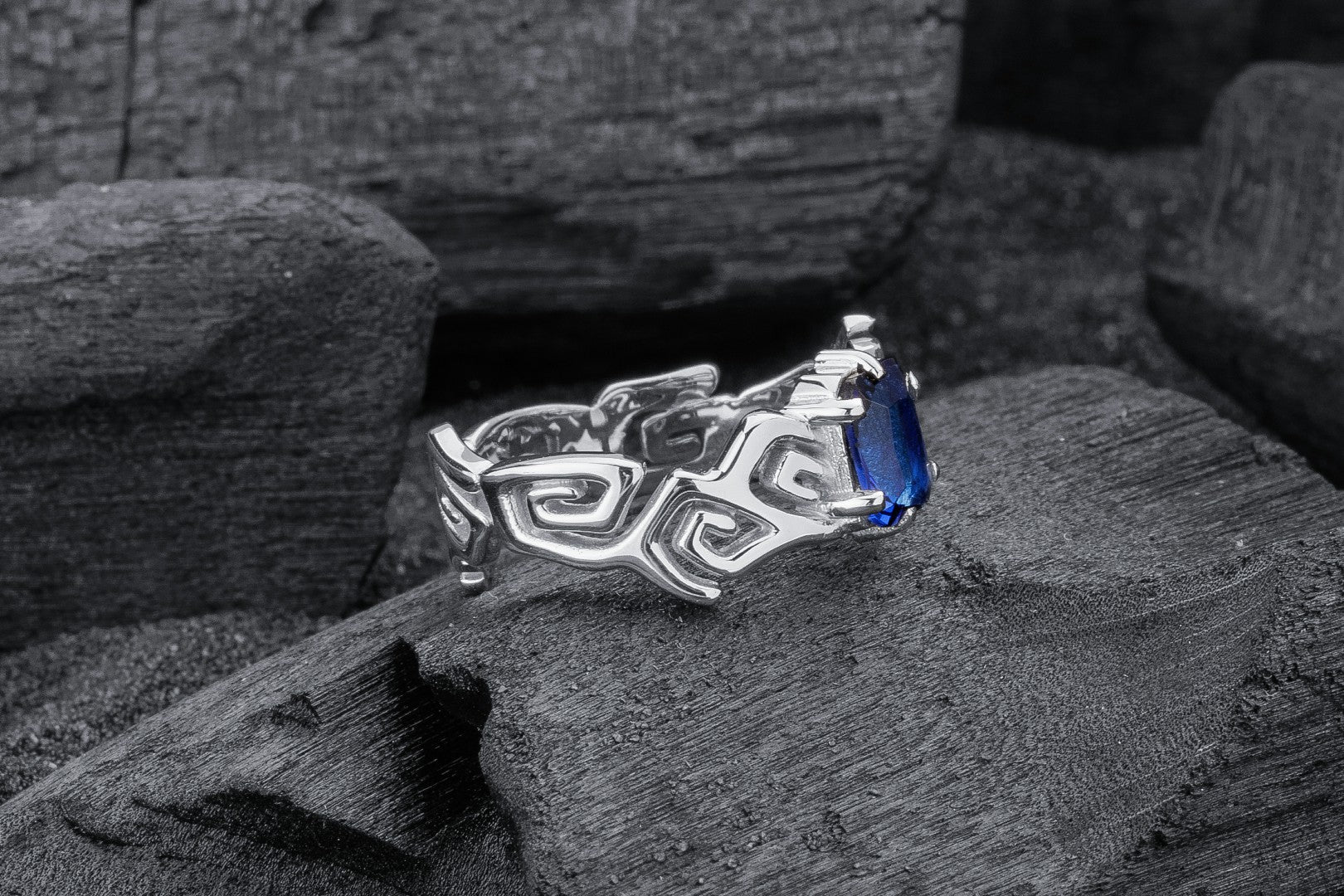 Sea Foam Ring with Blue Gem, 925 Silver - vikingworkshop