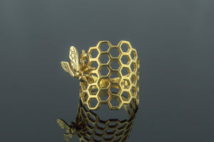 14K Gold Honeycomb with Bee Ring Handmade Jewelry - vikingworkshop