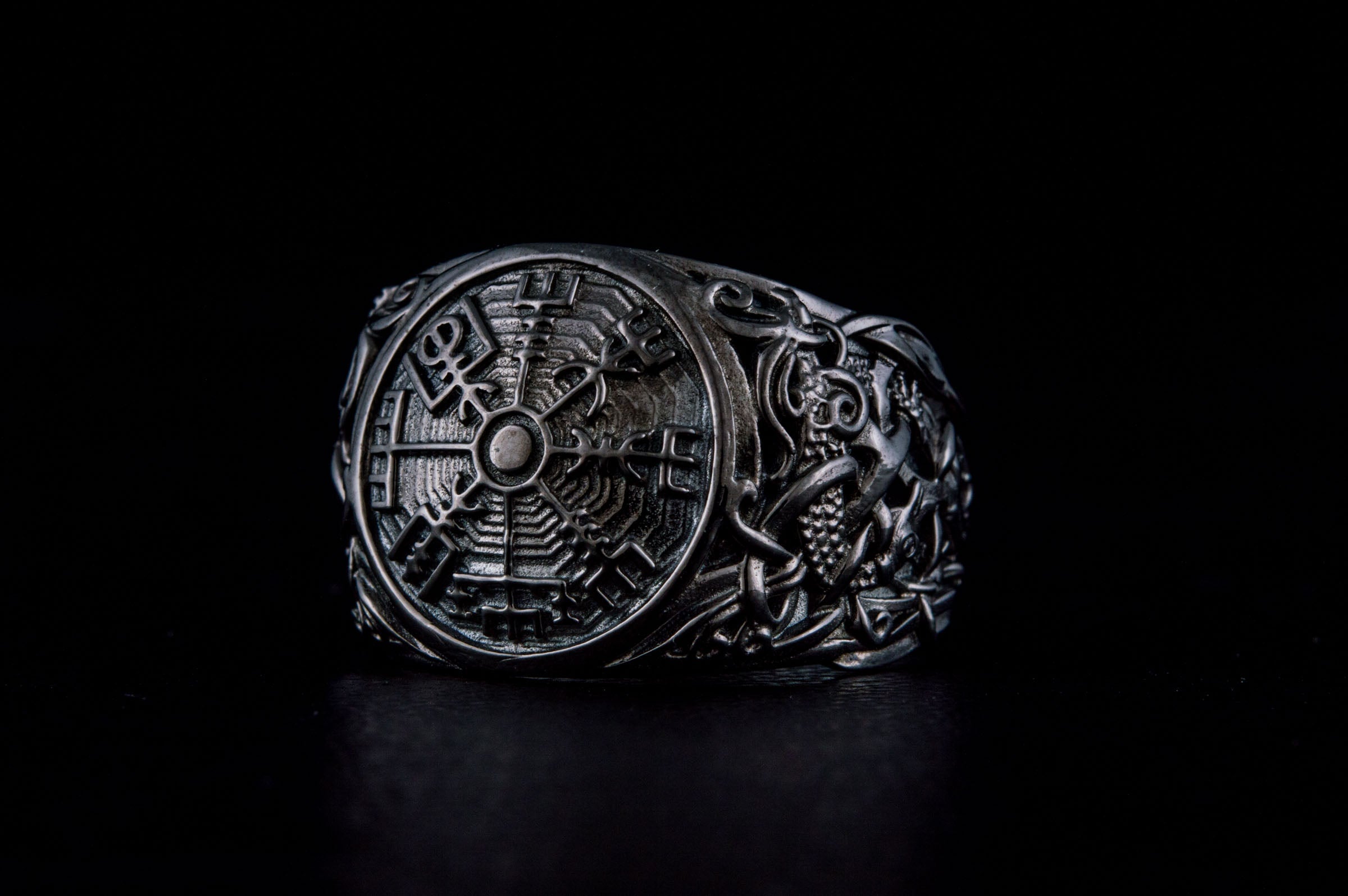 Vegvisir Symbol with Mammen Style Ruthenium Plated Sterling Silver Norse Ring - vikingworkshop