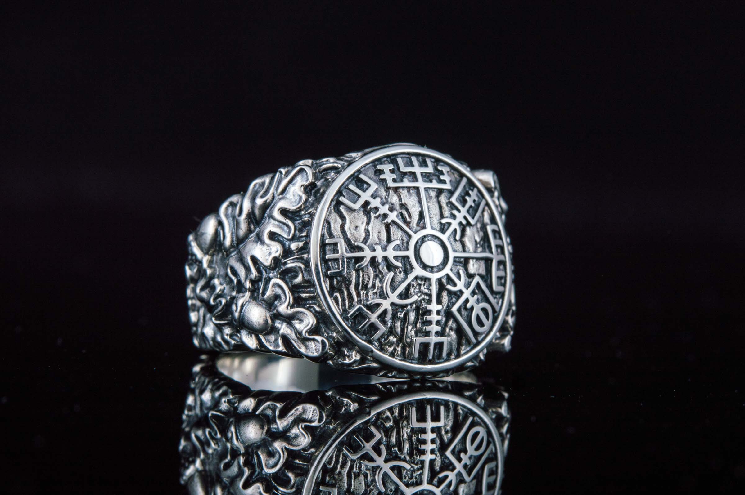 Vegvisir Symbol with Oak Leaves and Acorns Sterling Silver Viking Ring - vikingworkshop