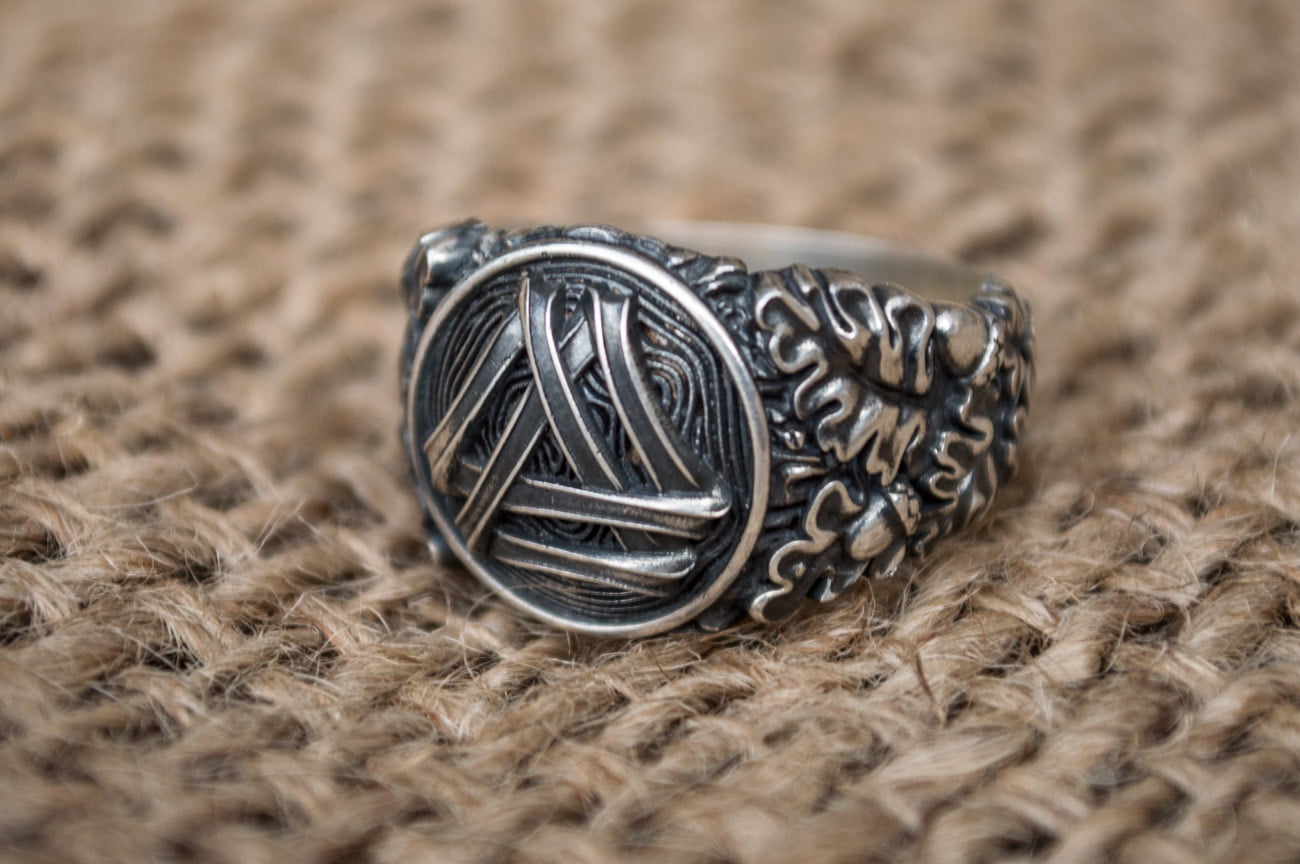 Valknut Symbol with Oak Leaves and Acorns Sterling Silver Norse Ring - vikingworkshop