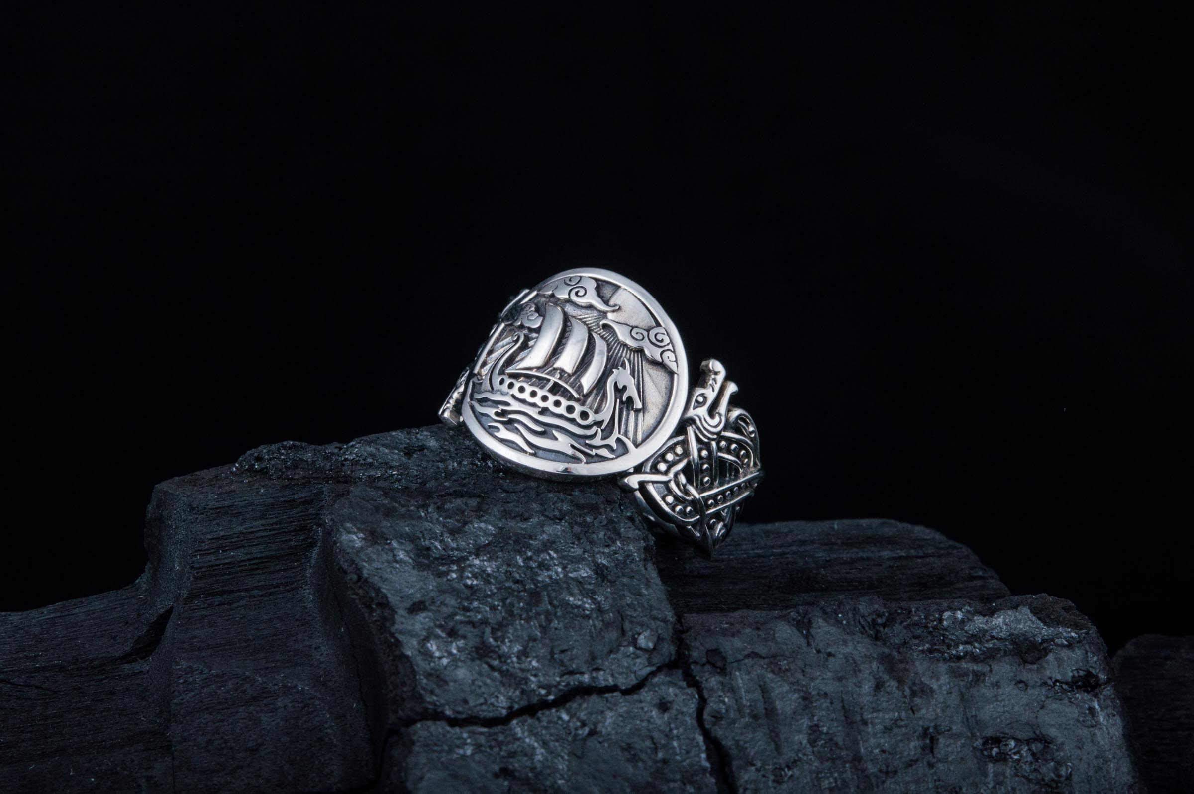 Drakkar Symbol with Wolf Ornament Ring Sterling Silver Unique Jewelry - vikingworkshop