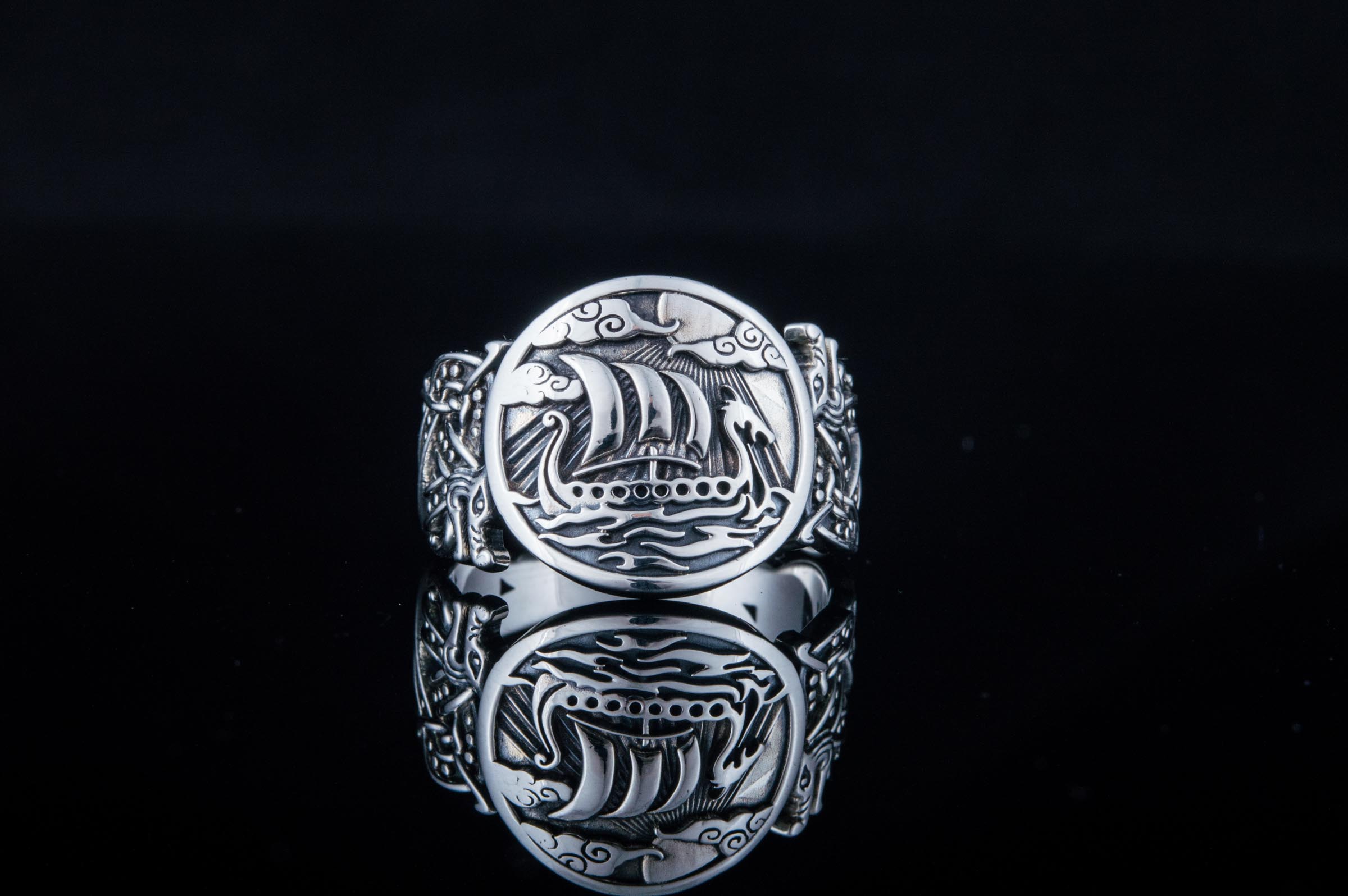 Drakkar Symbol with Wolf Ornament Ring Sterling Silver Unique Jewelry - vikingworkshop