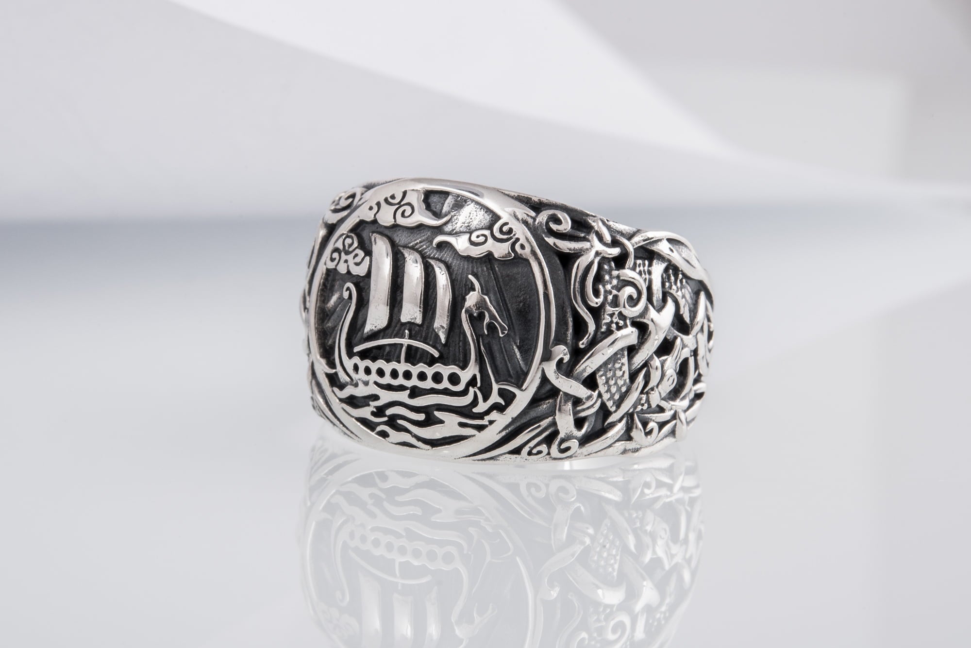 Drakkar Symbol Ring with Mammen Ornament Sterling Silver Viking Jewelry