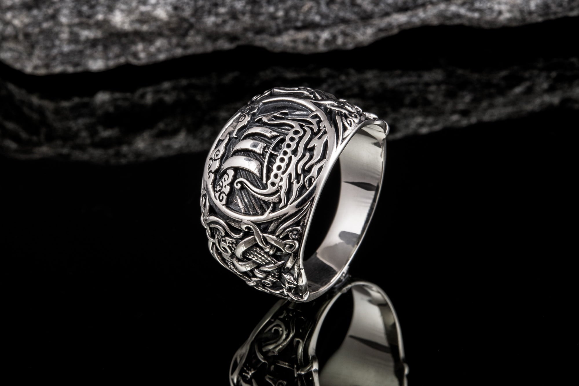 Drakkar Symbol Ring with Mammen Ornament Sterling Silver Viking Jewelry - vikingworkshop