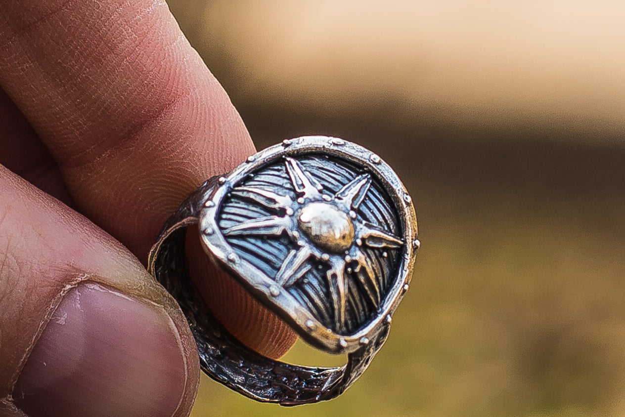 925 Silver Shield Ring, Unique Viking Jewelry - vikingworkshop