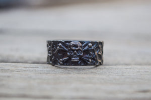 Ring with Jolly Roger Symbol Sterling Silver Ruthenium Plated Unique Jewelry - vikingworkshop