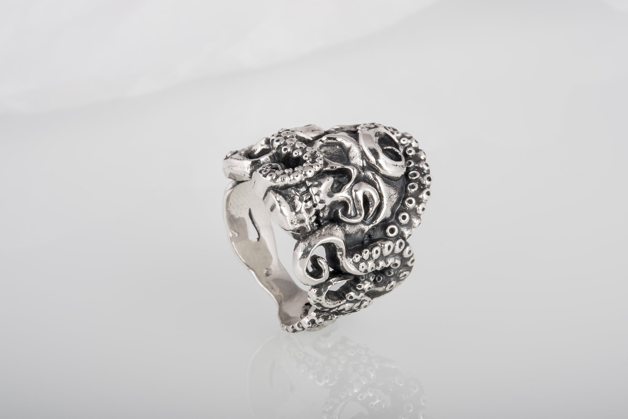 Kraken with Skull Unique Animal Sterling Silver Ring Handcrafted Unique Jewelry - vikingworkshop