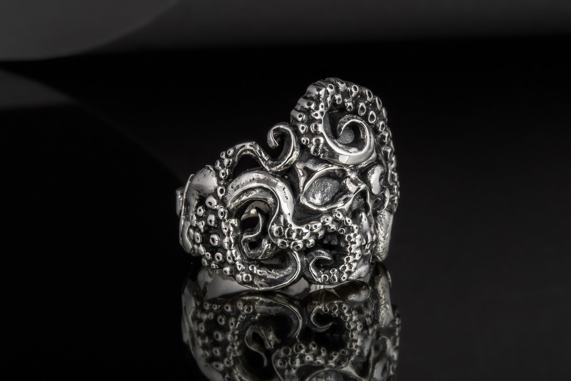 Kraken with Skull Unique Animal Sterling Silver Ring Handcrafted Unique Jewelry - vikingworkshop