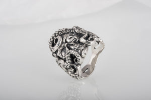 Kraken with Skull Unique Animal Sterling Silver Ring Handcrafted Unique Jewelry - vikingworkshop