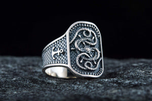 Ring with Steering Wheel Sterling Silver Handcrafted Jewelry - vikingworkshop