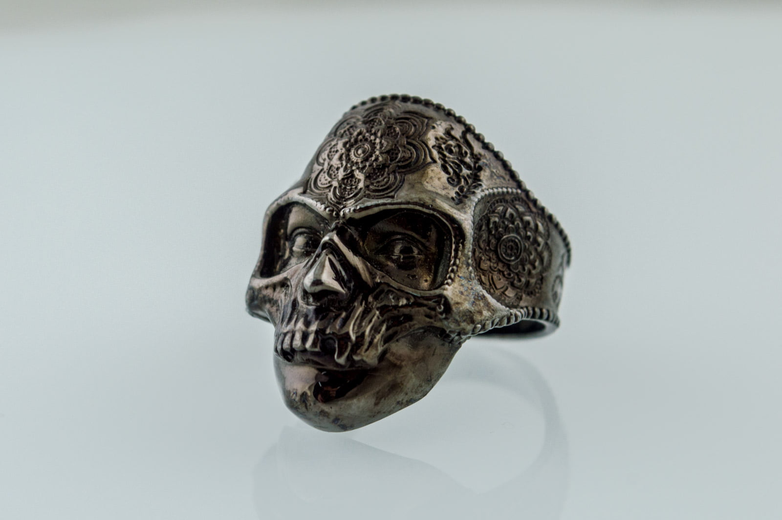 Mask Ring with Flower Ornament Ruthenium Plated Sterling Silver Unique Black Limited Edition Jewelry - vikingworkshop