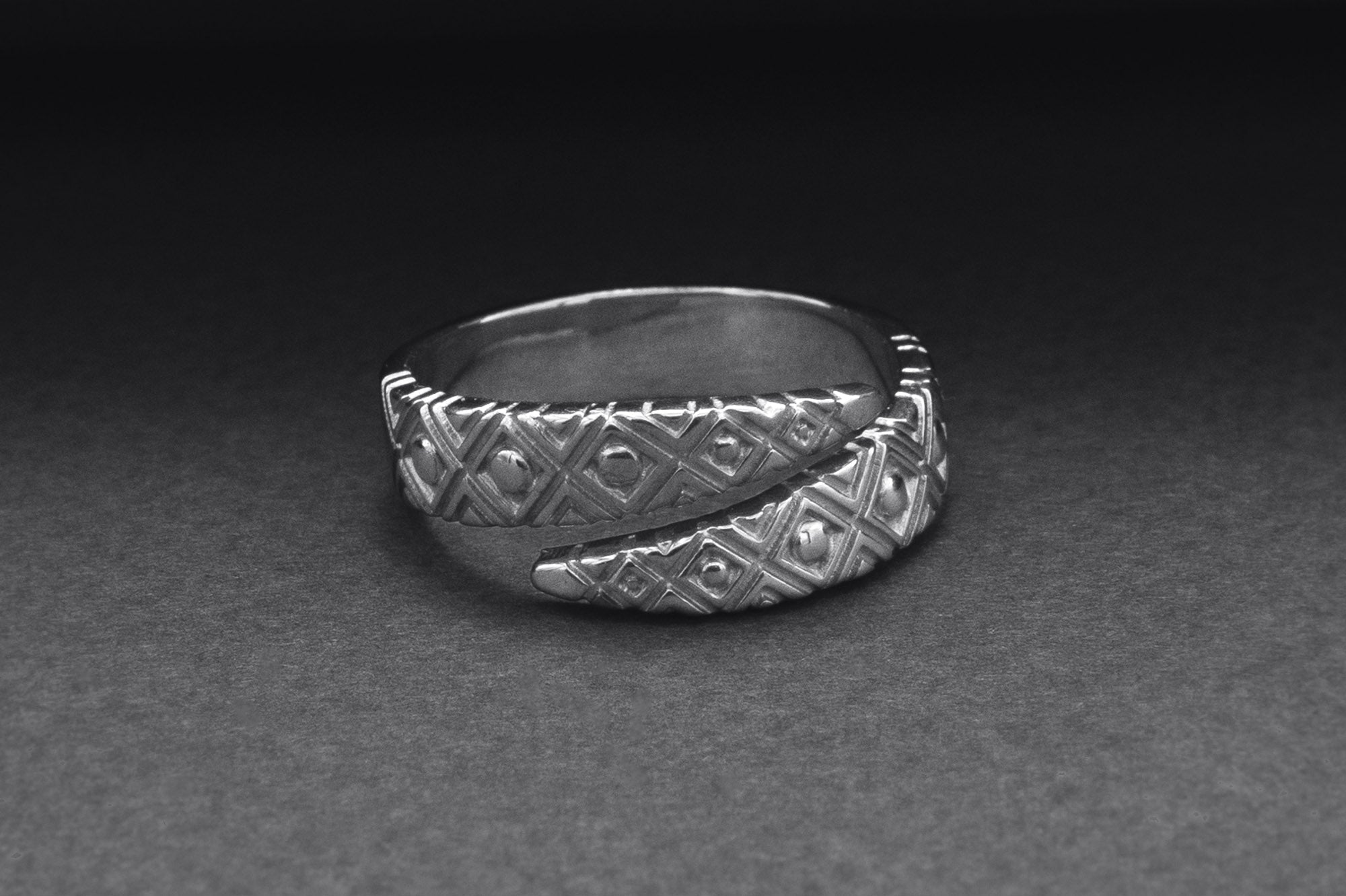 950 Platinum Snake Style Ring with Geometry Ornament, Handcrafted Jewelry - vikingworkshop