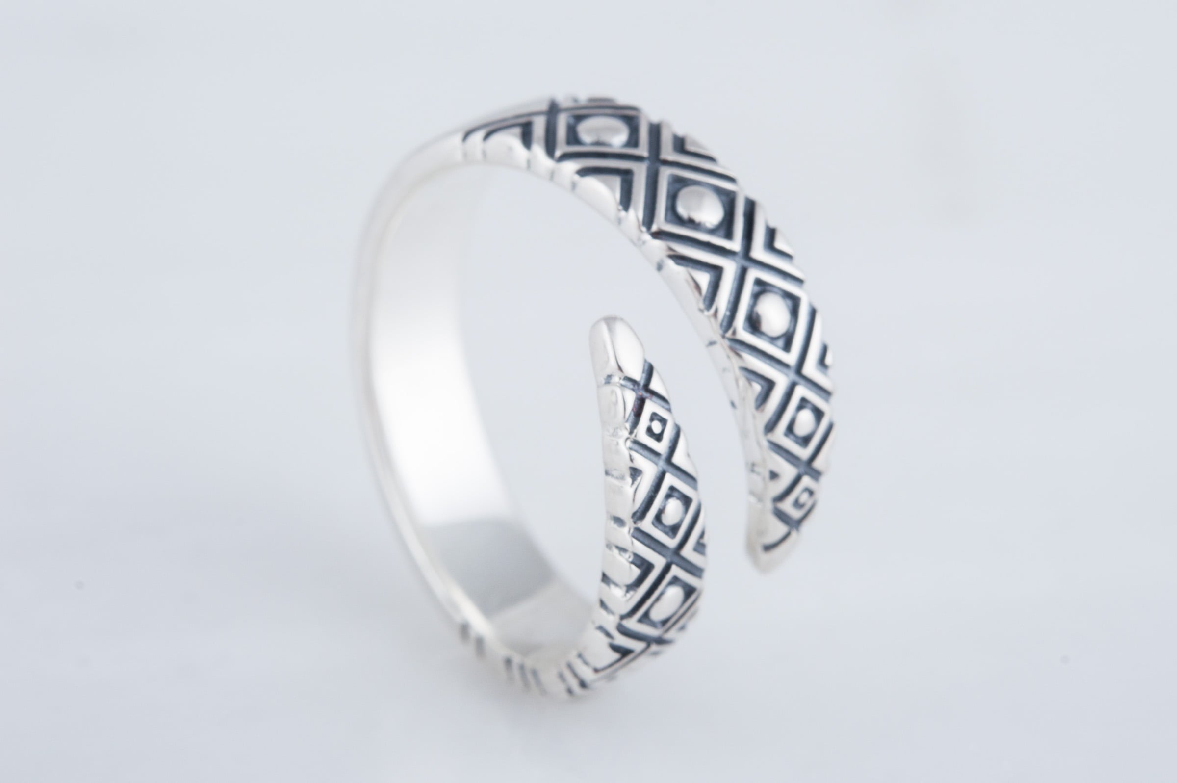 Snake Style Ring with Geometry Ornament Sterling Silver Jewelry - vikingworkshop