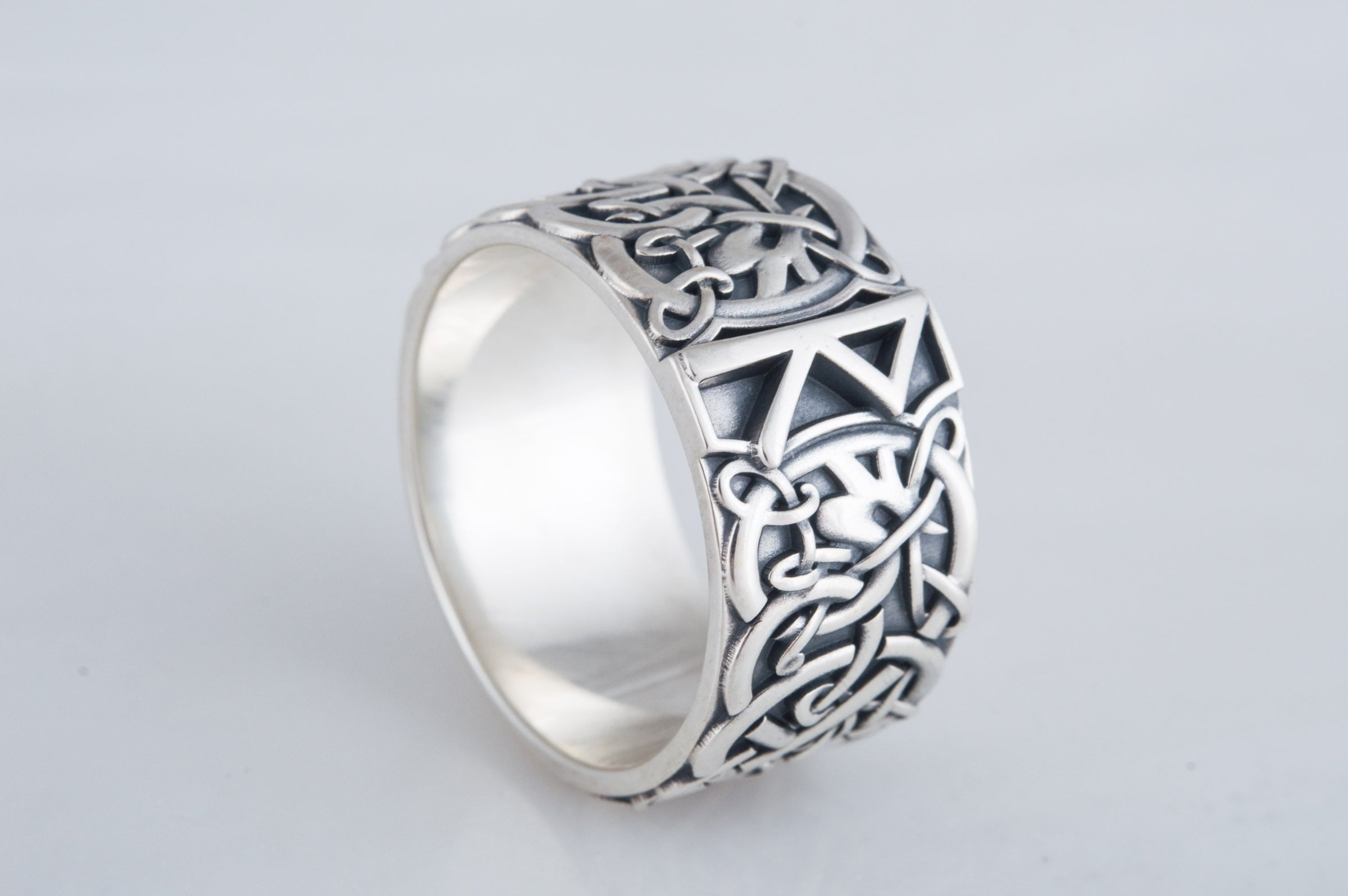 Ring with Raido Rune and Scandinavian Ornament Sterling Silver Viking Jewelry - vikingworkshop